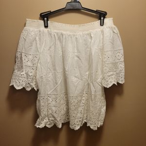 Large Forever 21 off the shoulder Blouse